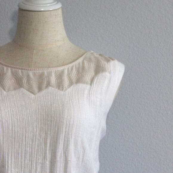 AB Studio White Pleated Maxi Dress Embroidered Neckline Waterfall Hem Size M - Picture 5 of 12